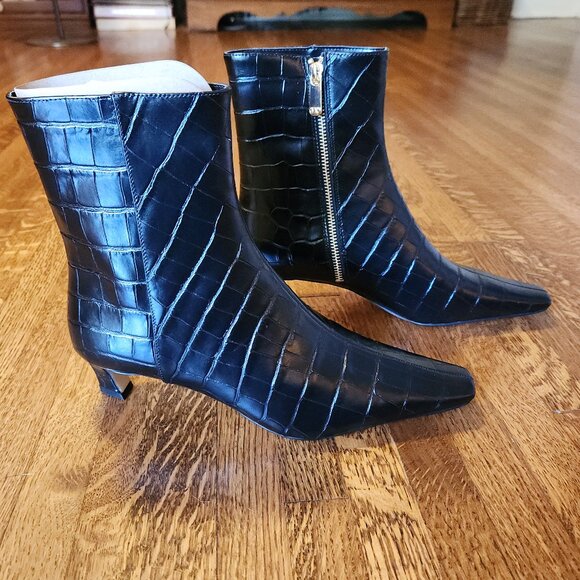 NWOB Michael Kors Cosmo Crocodile Embossed Leather Kitten Heel Dress Bootie - Picture 7 of 14